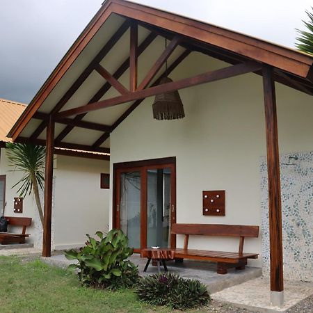 Outside Bungalow Sekongkang Extérieur photo